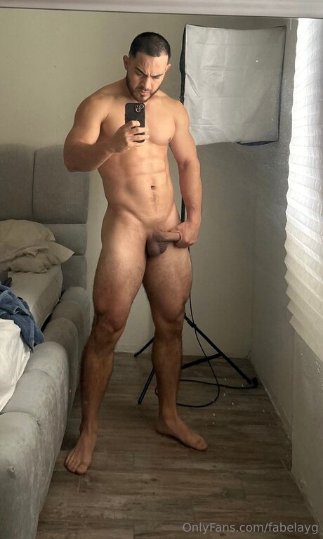 Foto di nudo di fuga di OnlyFans di Fabelayg