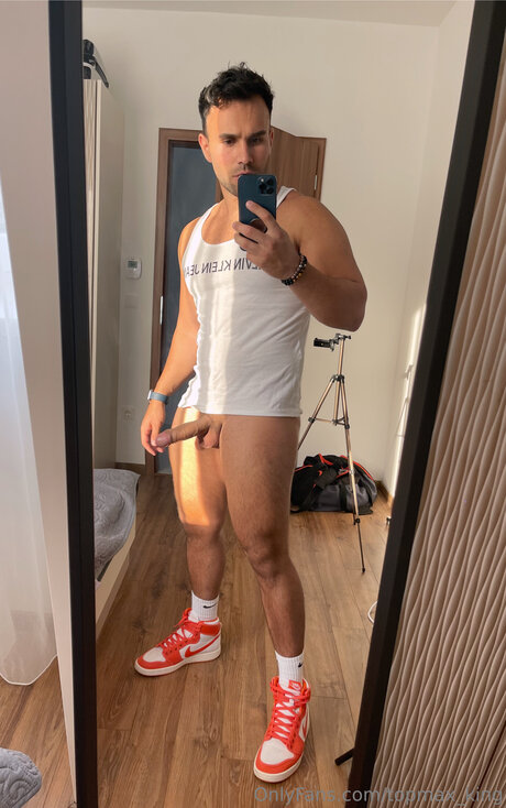 Foto di nudo di fuga di OnlyFans di Topmax King