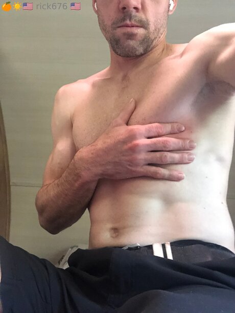 Foto di nudo di fuga di OnlyFans di Rick676