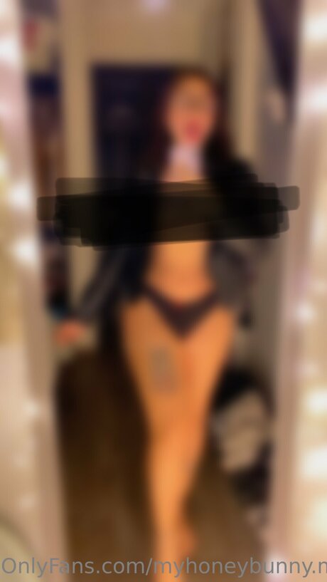 Foto di nudo di fuga di OnlyFans di Myhoneybunny Mx