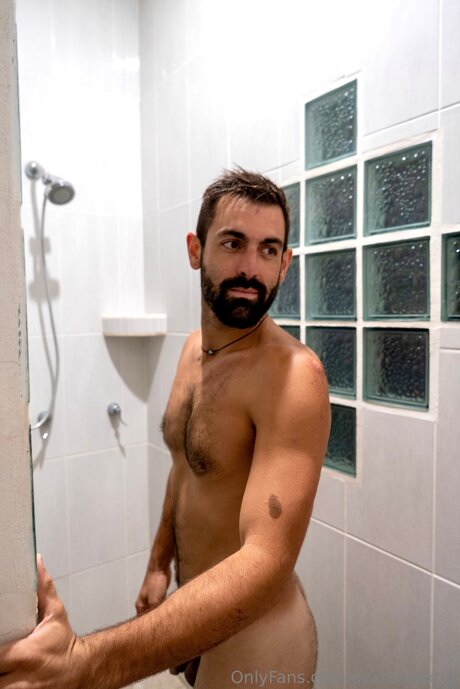 Foto di nudo di fuga di OnlyFans di Dexterdexter