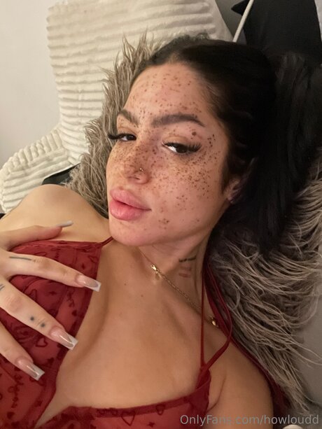 Foto di nudo di fuga di OnlyFans di Howloudd