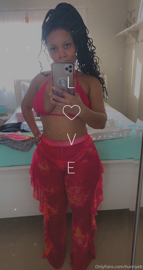 Foto di nudo di fuga di OnlyFans di Hunnyeb
