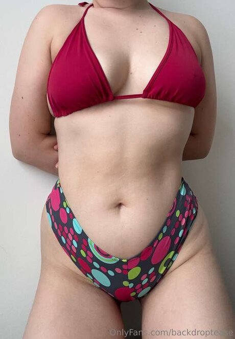 Foto di nudo di fuga di OnlyFans di Backdroptease