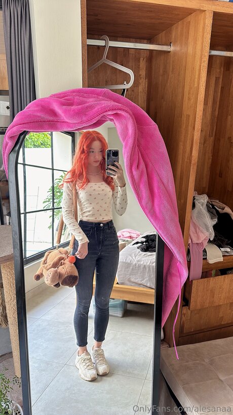 Foto di nudo di fuga di OnlyFans di Alesanaa