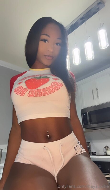 Foto di nudo di fuga di OnlyFans di Maya Cutie