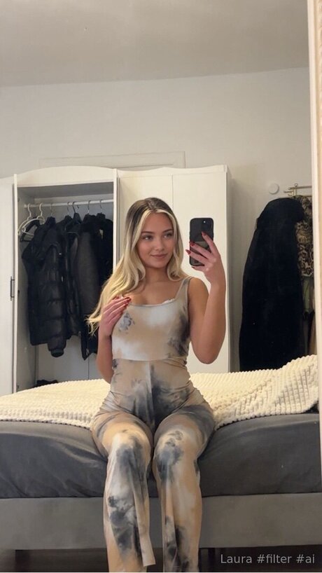 Foto di nudo di fuga di OnlyFans di Lararosenfeld