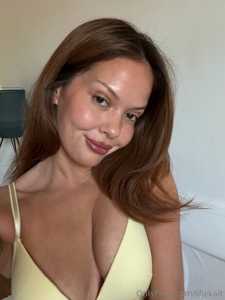 Foto di nudo di fuga di OnlyFans di Lillykait