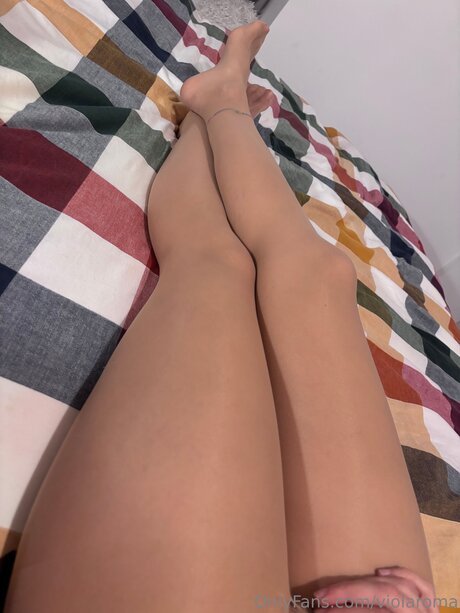 Foto di nudo di fuga di OnlyFans di Violaroma
