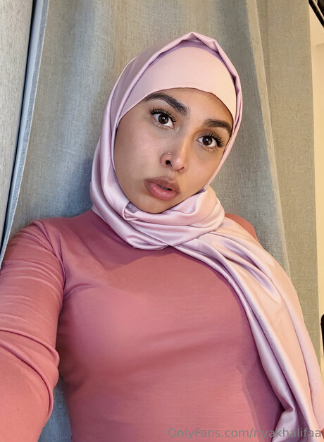 Foto di nudo di fuga di OnlyFans di Riyakhalifaa
