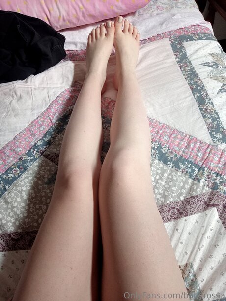 Foto di nudo di fuga di OnlyFans di Babyrossa
