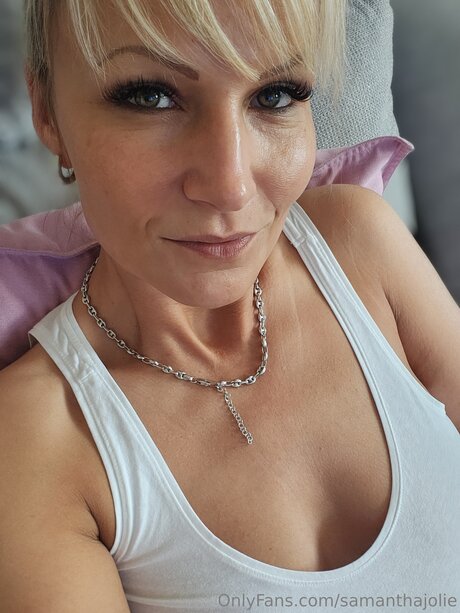 Foto di nudo di fuga di OnlyFans di Samanthajolie