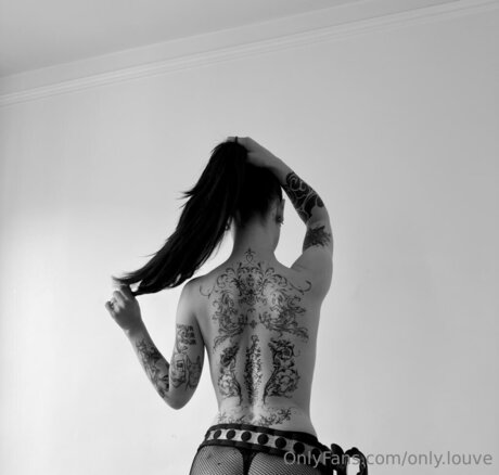 Foto di nudo di fuga di OnlyFans di Only Louve
