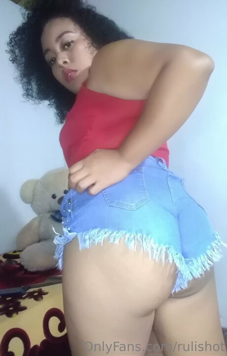 Foto di nudo di fuga di OnlyFans di Rulishot