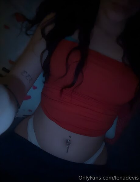 Foto di nudo di fuga di OnlyFans di Lenadevis