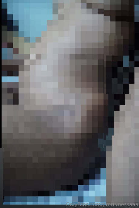 Foto di nudo di fuga di OnlyFans di Prettynessaaa
