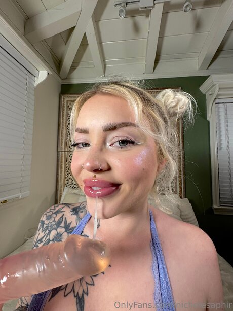 Foto di nudo di fuga di OnlyFans di Nicholesaphir
