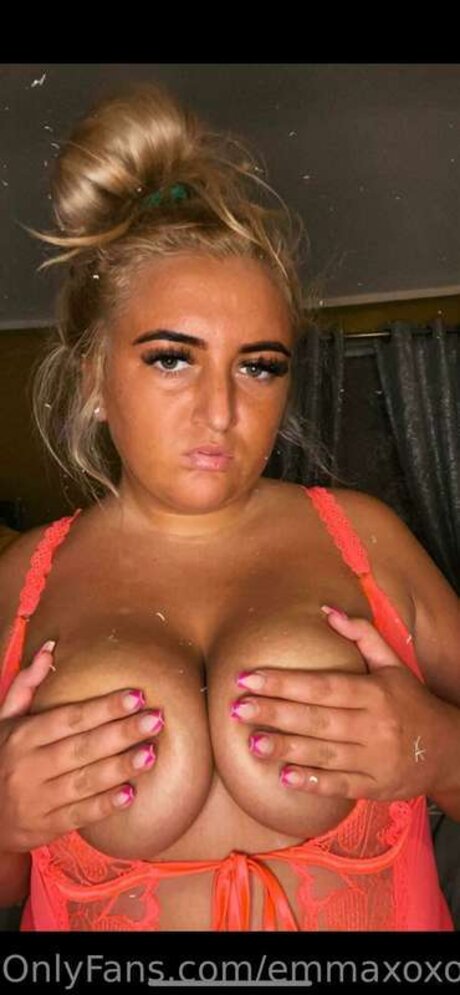 Foto di nudo di fuga di OnlyFans di Emmaxoxo31