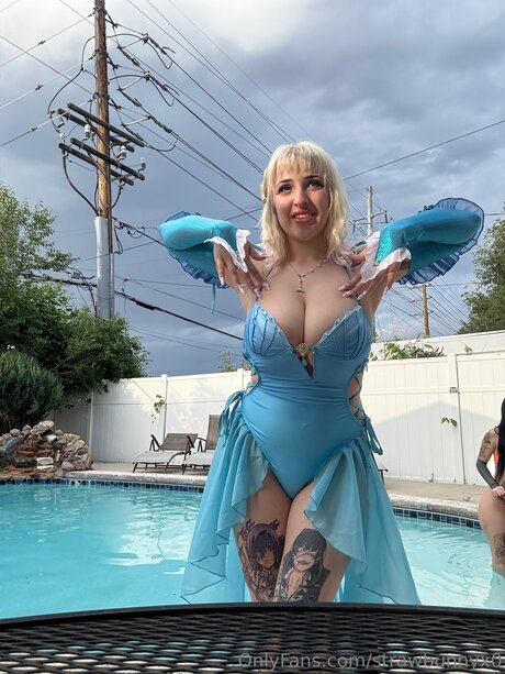 Strawbunnyx0