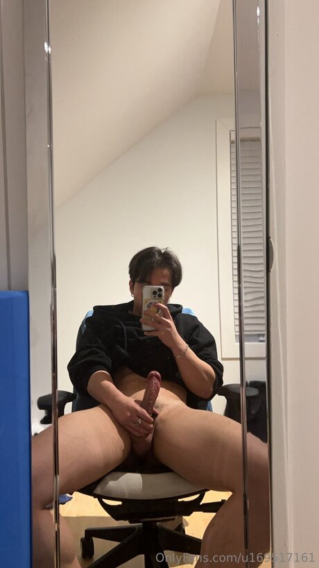 Foto di nudo di fuga di OnlyFans di U169517161