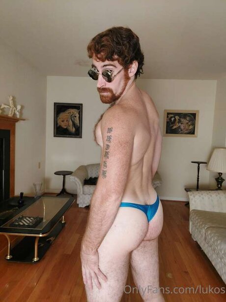 Foto di nudo di fuga di OnlyFans di Lukos