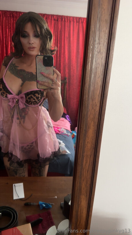 Creepypinkyg13
