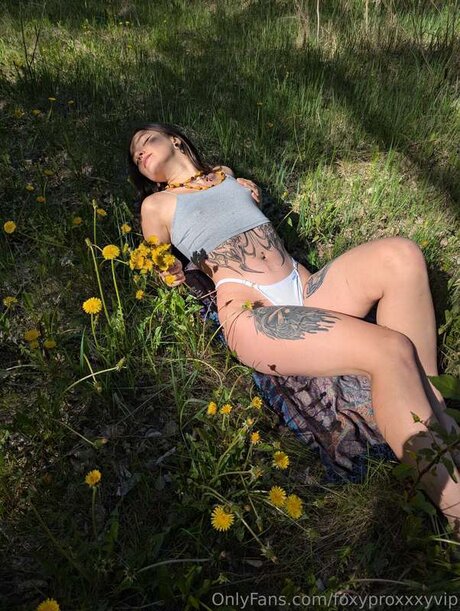 Foto di nudo di fuga di OnlyFans di Lisedevinevip