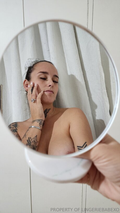 Foto di nudo di fuga di OnlyFans di Unholyhoneyx