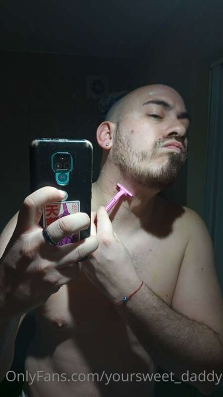 Foto di nudo di fuga di OnlyFans di Yoursweet Daddy
