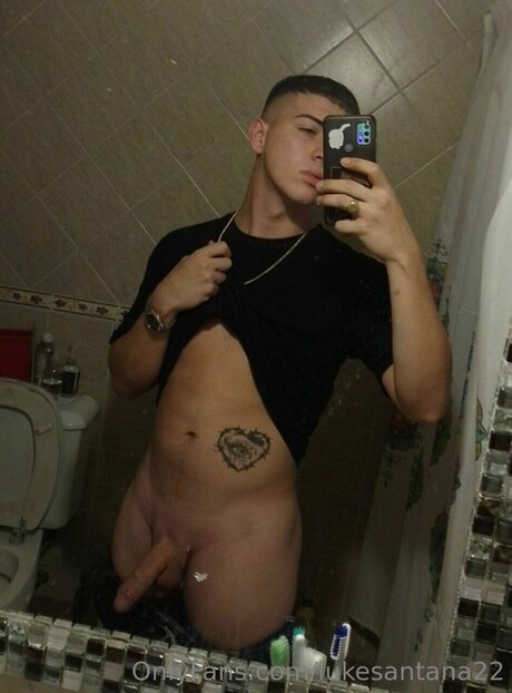 Foto di nudo di fuga di OnlyFans di Lukesantana22