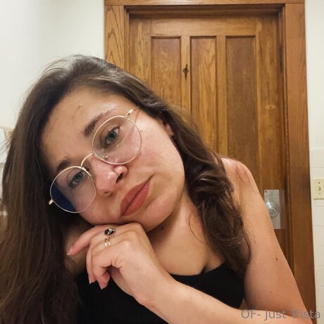 Foto di nudo di fuga di OnlyFans di Tristamariemcg