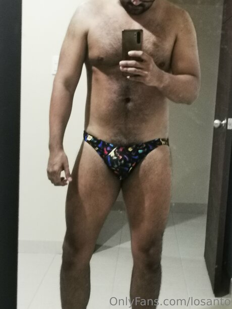 Foto di nudo di fuga di OnlyFans di Losanto