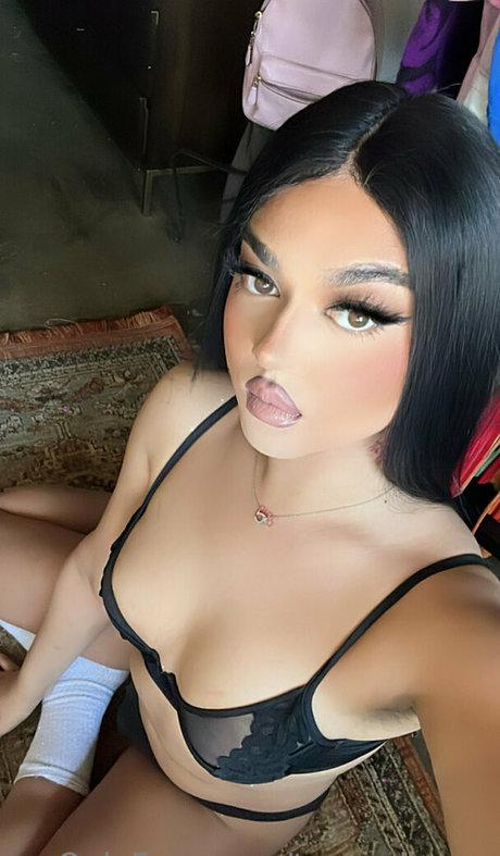 Foto di nudo di fuga di OnlyFans di Trangolina