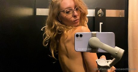 Foto di nudo di fuga di OnlyFans di Sexsweetblonde