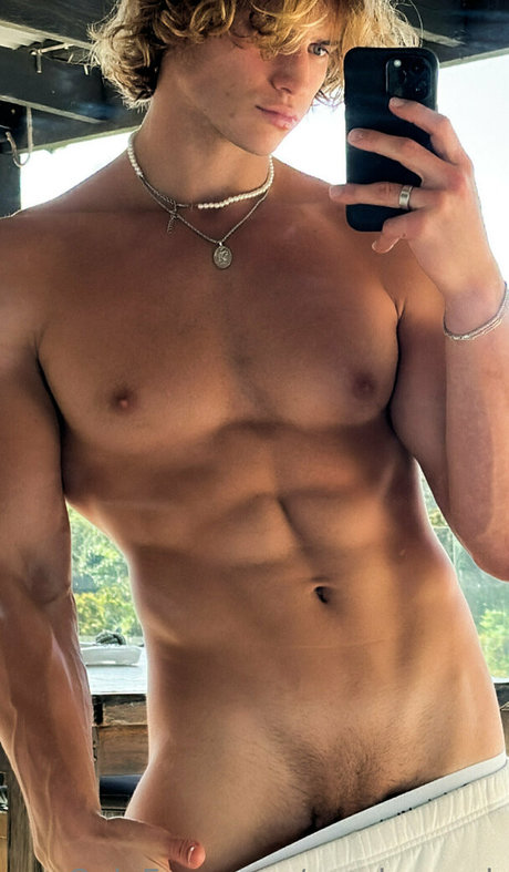 Foto di nudo di fuga di OnlyFans di Ladorian