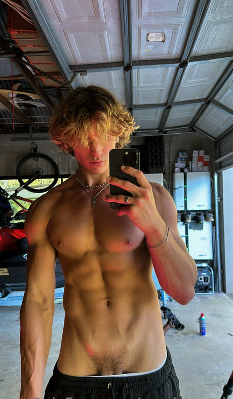 Foto di nudo di fuga di OnlyFans di Ladorian