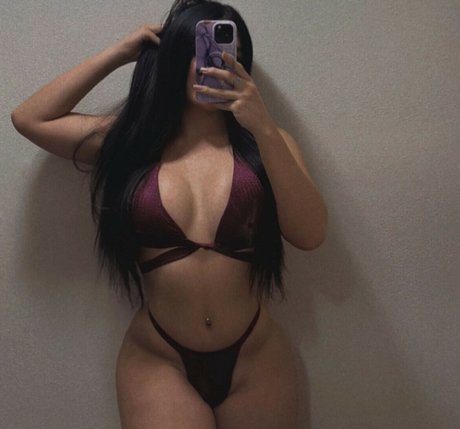 Foto di nudo di fuga di OnlyFans di Maria Paraiso
