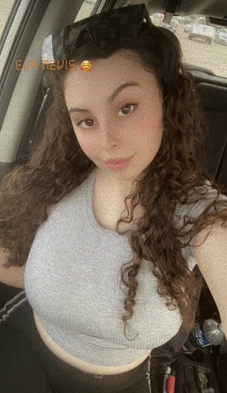 Foto di nudo di fuga di OnlyFans di Eva Mevis