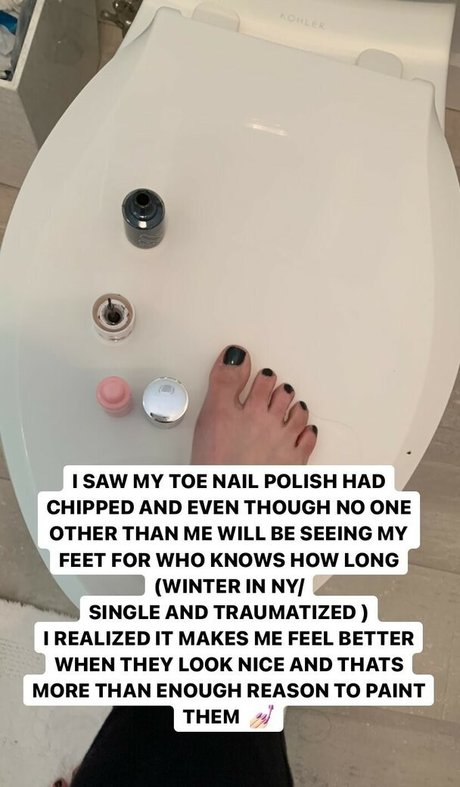 Foto di nudo di fuga di OnlyFans di Allison Raskin