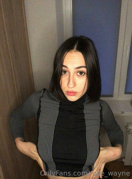 Foto di nudo di fuga di OnlyFans di Rosewayne