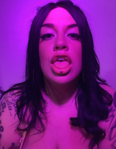 Foto di nudo di fuga di OnlyFans di Marilynmayson