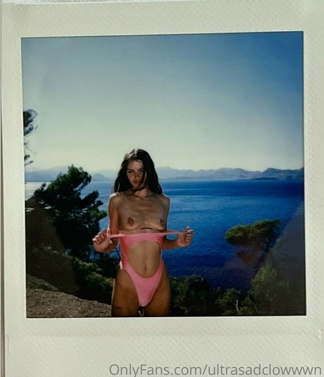 Foto di nudo di fuga di OnlyFans di Ultrasadslut