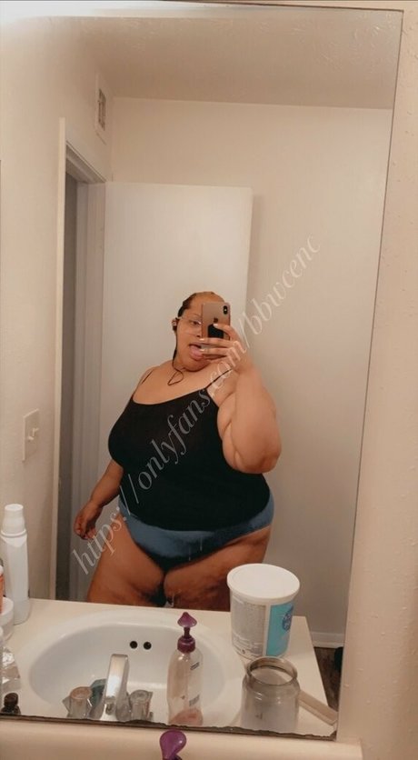 Foto di nudo di fuga di OnlyFans di Bbwcenc