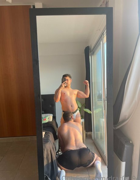 Foto di nudo di fuga di OnlyFans di Drac0s94