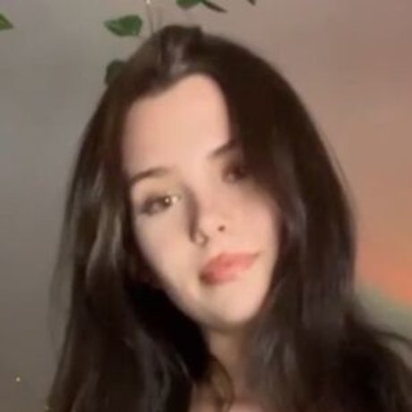 Foto di nudo di fuga di OnlyFans di Bbyluckie