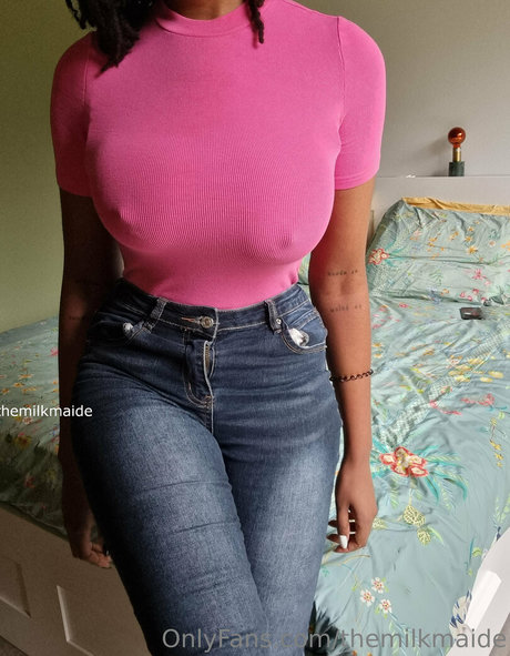 Foto di nudo di fuga di OnlyFans di Themilkmaide