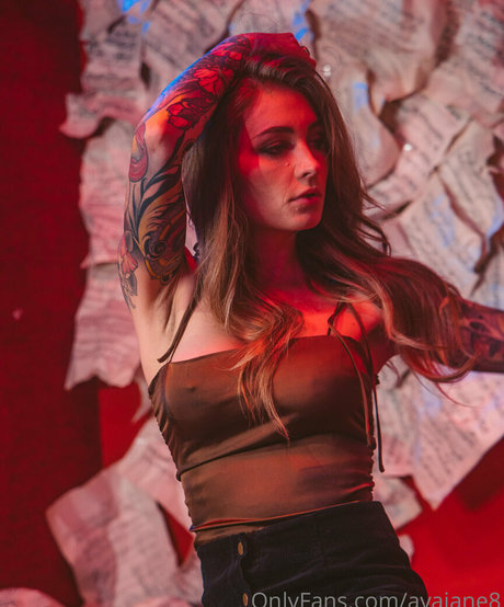Avajane8