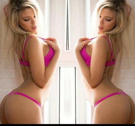 Foto di nudo di fuga di OnlyFans di Anais Rizzo