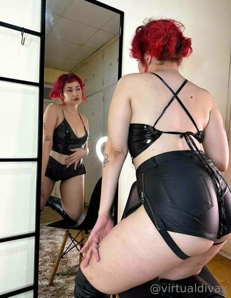 Foto di nudo di fuga di OnlyFans di Virtualdivax