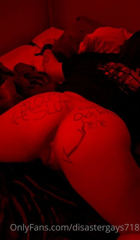 Foto di nudo di fuga di OnlyFans di Disastergays718